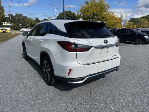 Used 2018 Lexus RX 450hL Luxury w/ Accessory Package AWD/4WD image 3
