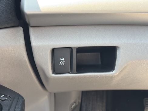 Used 2012 Honda Accord LX image 25