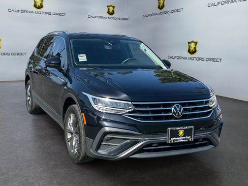 Used 2023 Volkswagen Tiguan SE FWD image 7