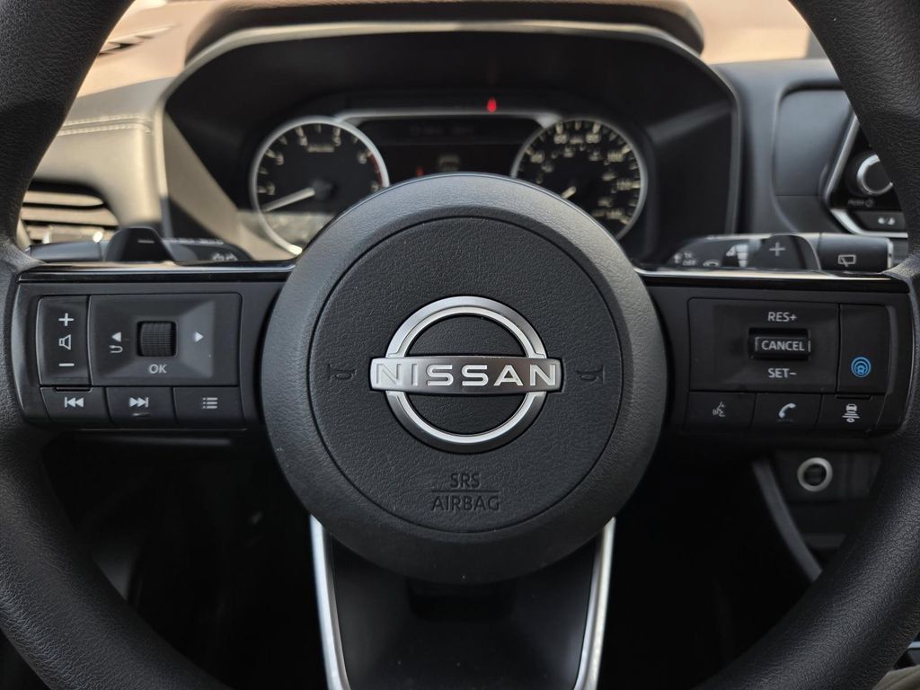 Certified 2023 Nissan Rogue SV FWD image 24