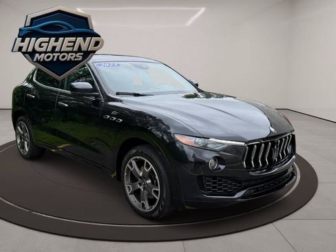 Used 2023 Maserati Levante GT AWD/4WD image 8