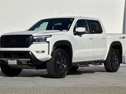 Used 2024 Nissan Frontier PRO-4X w/ Pro Premium Package image 8