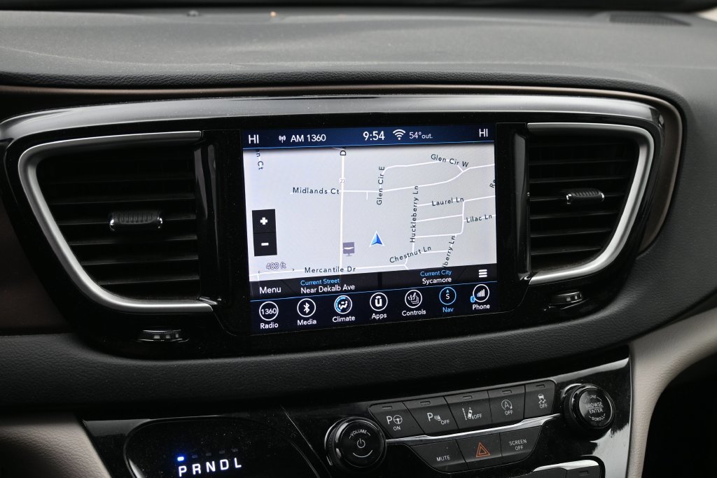 Used 2019 Chrysler Pacifica Touring-L w/ Advanced Safetytec Group FWD image 18