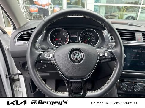 Used 2021 Volkswagen Tiguan SE FWD image 10