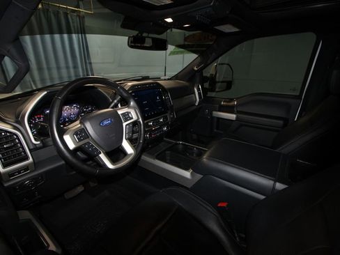 Used 2022 Ford F250 Lariat w/ Lariat Ultimate Package image 2