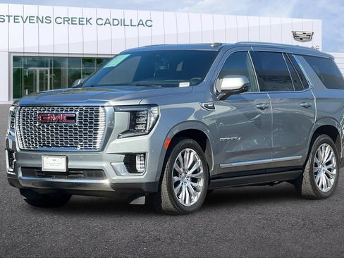 Used 2024 GMC Yukon Denali w/ Denali Reserve Package AWD/4WD image 7