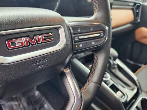 Used 2025 GMC Canyon AT4 w/ Technology Plus Package AWD/4WD image 24