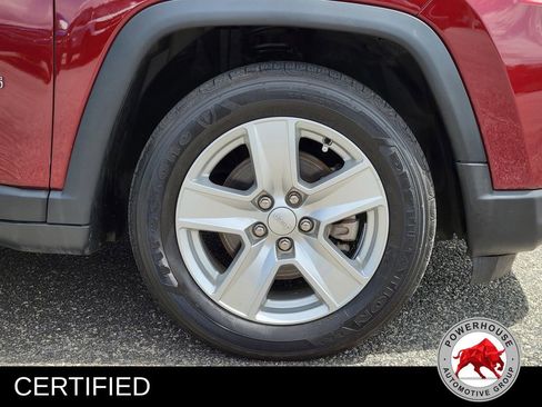 Used 2022 Jeep Compass Latitude w/ Convenience Group FWD image 12