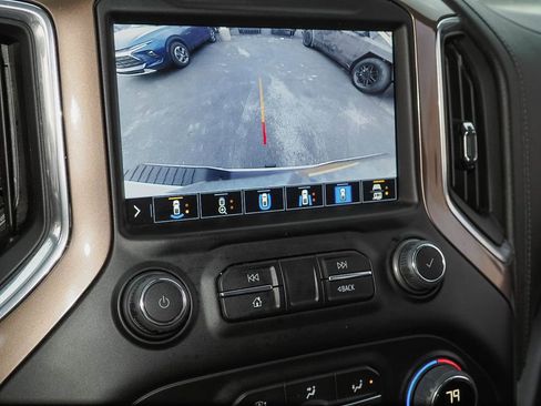 Certified 2023 Chevrolet Silverado 2500 High Country w/ Technology Package AWD/4WD image 15