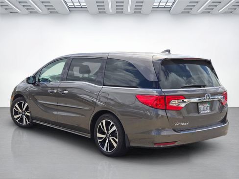 Used 2019 Honda Odyssey Elite image 6
