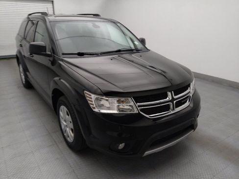 Used 2019 Dodge Journey SE w/ Connectivity Group AWD/4WD image 13