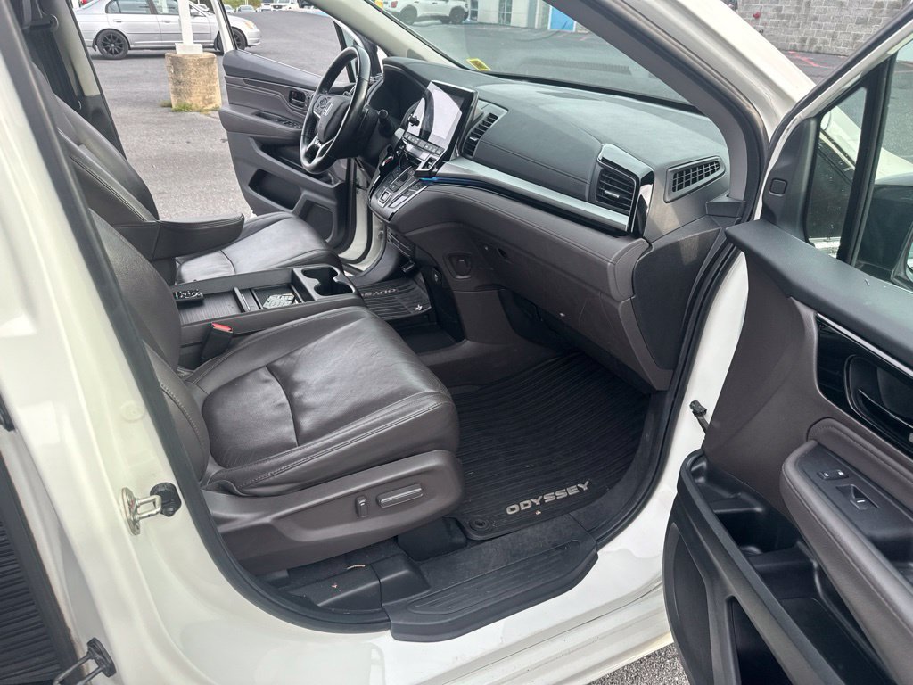 Used 2019 Honda Odyssey Elite image 15