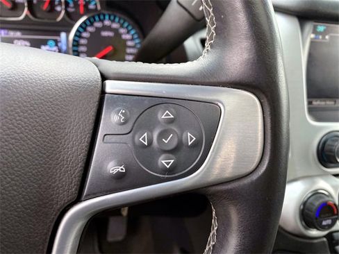 Used 2018 GMC Yukon XL SLT image 21