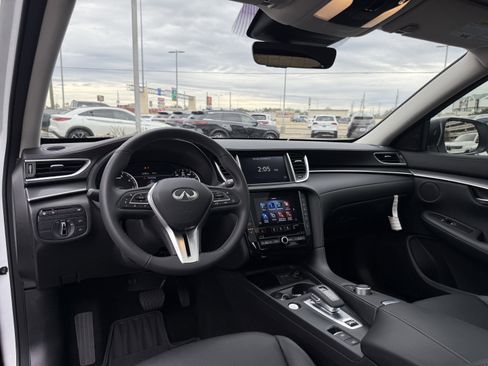 Certified 2025 INFINITI QX50 Luxe image 17