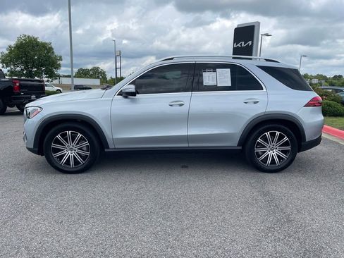 Used 2025 Mercedes-Benz GLE 450 4MATIC w/ Winter Package image 4