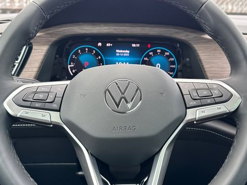 New 2025 Volkswagen Atlas SEL Premium R-Line image 22