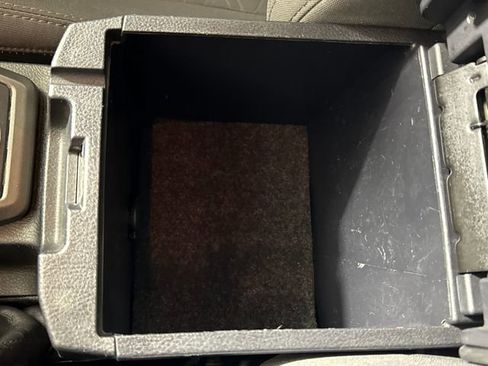 Used 2017 Toyota Tacoma TRD Sport w/ Tow Package (A/T) image 36