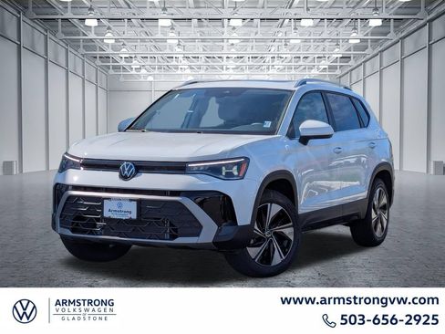 New 2026 Volkswagen Taos SE AWD/4WD image 1
