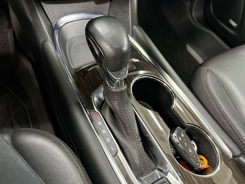Used 2024 Chevrolet Malibu LT FWD image 18