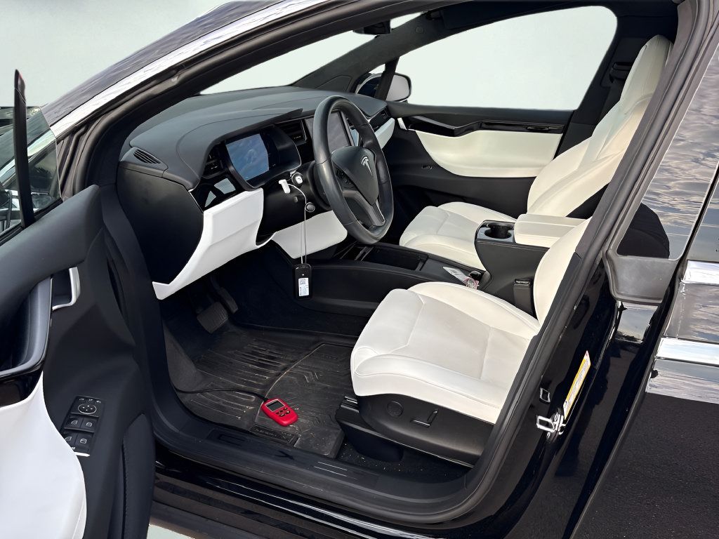 Used 2019 Tesla Model X Long Range AWD/4WD image 2