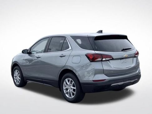 Used 2023 Chevrolet Equinox LT AWD/4WD image 9