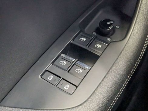 Used 2021 Audi A6 Premium Plus w/ Premium Plus Package image 18