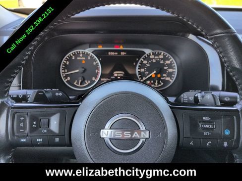 Used 2022 Nissan Pathfinder SV AWD/4WD image 25