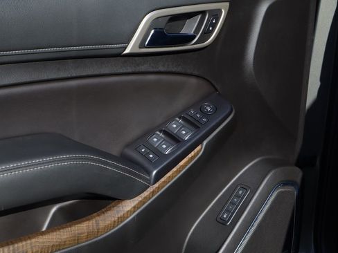 Used 2018 GMC Yukon XL Denali w/ Open Road Package image 20