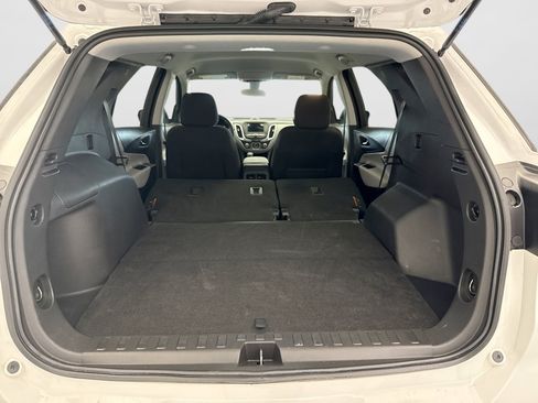 Used 2023 Chevrolet Equinox LS w/ LS Convenience Package FWD image 20