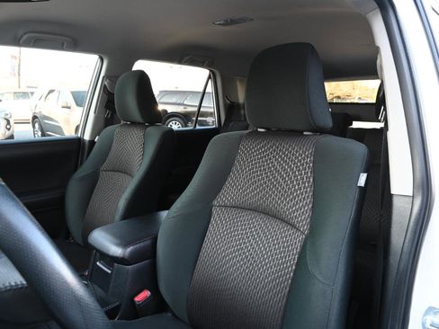 Used 2019 Toyota 4Runner TRD Off-Road image 18