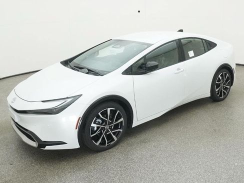 New 2026 Toyota Prius Plug-In Hybrid FWD image 35