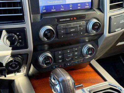 Used 2020 Ford F150 King Ranch w/ Technology Package image 15