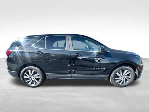 Used 2024 Chevrolet Equinox LT FWD image 9