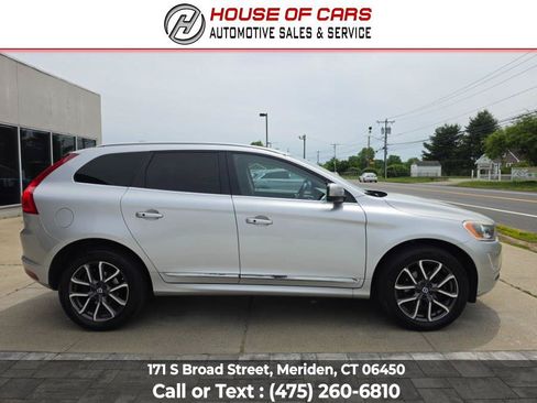 Used 2016 Volvo XC60 T5 Premier w/ Protection Package AWD/4WD image 3