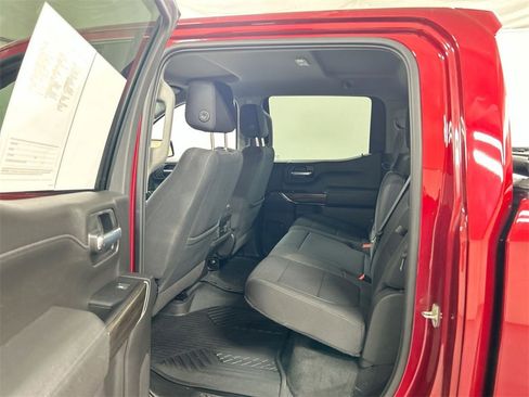 Used 2021 Chevrolet Silverado 1500 RST image 19