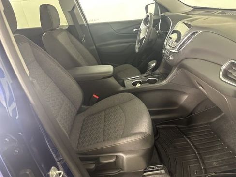 Used 2022 Chevrolet Equinox LT AWD/4WD image 18