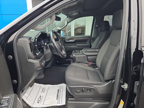 Certified 2023 Chevrolet Silverado 1500 LT AWD/4WD image 10