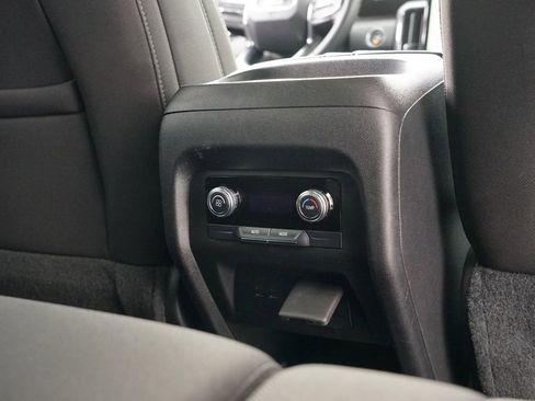 Used 2025 GMC Acadia Elevation image 29