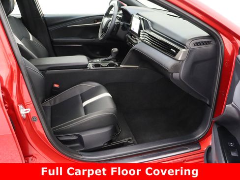 Used 2025 Toyota Camry SE w/ Convenience Package image 37