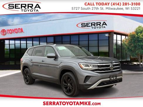 Used 2022 Volkswagen Atlas SE image 1