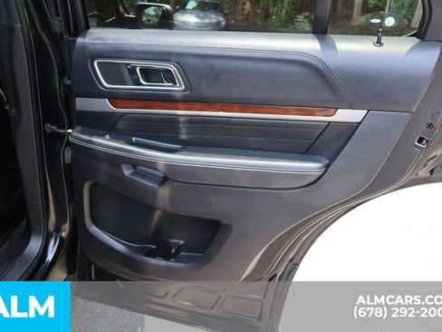 Used 2016 Ford Explorer Platinum AWD/4WD image 29