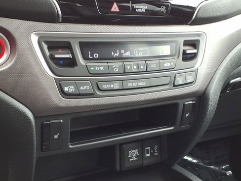 Used 2023 Honda Ridgeline RTL image 19