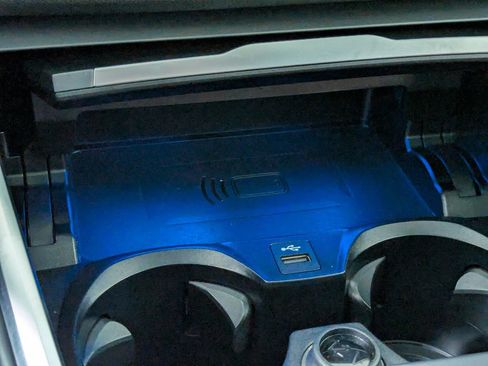 Used 2025 BMW 230i xDrive Coupe w/ Convenience Package image 32