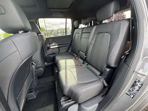 New 2026 Mercedes-Benz GLB 250 4MATIC image 17