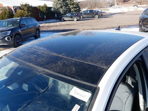 New 2026 Volkswagen Jetta SE FWD image 6