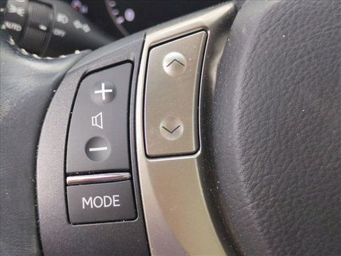 Used 2015 Lexus ES 350 w/ Premium Package image 16