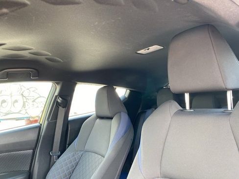 Used 2021 Toyota C-HR XLE image 11