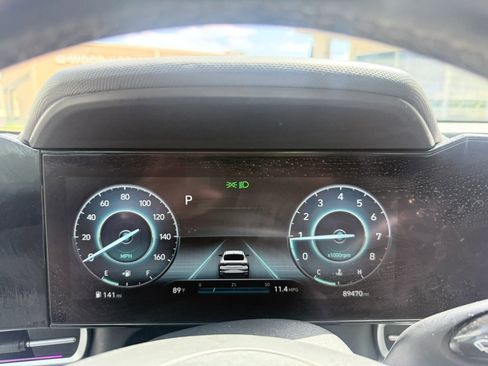 Used 2021 Hyundai Elantra Limited w/ Cargo Package FWD image 14