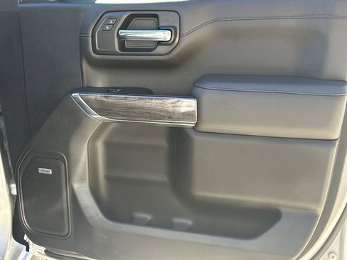 Used 2022 Chevrolet Silverado 1500 LTZ image 15