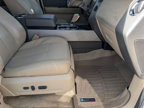 Used 2012 Ford Expedition EL XLT image 26